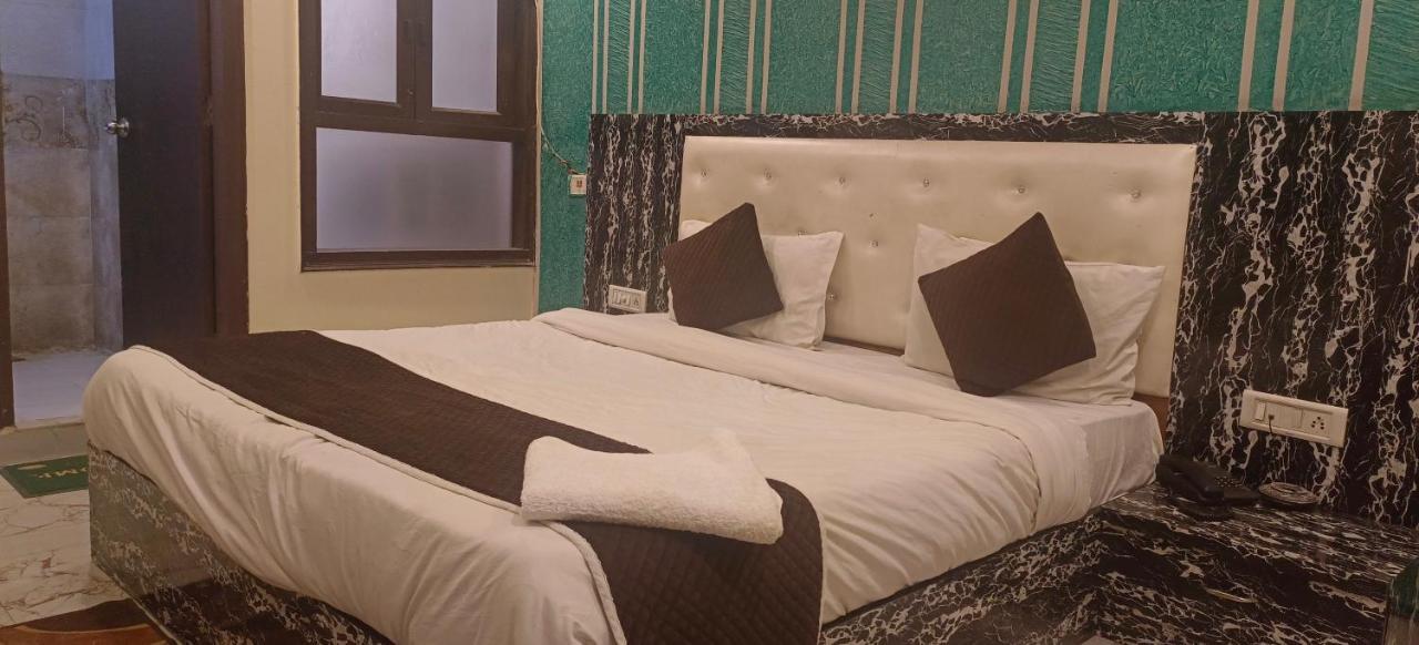 Airport Hotel Prince Palace By Byobhotels New Delhi Extérieur photo